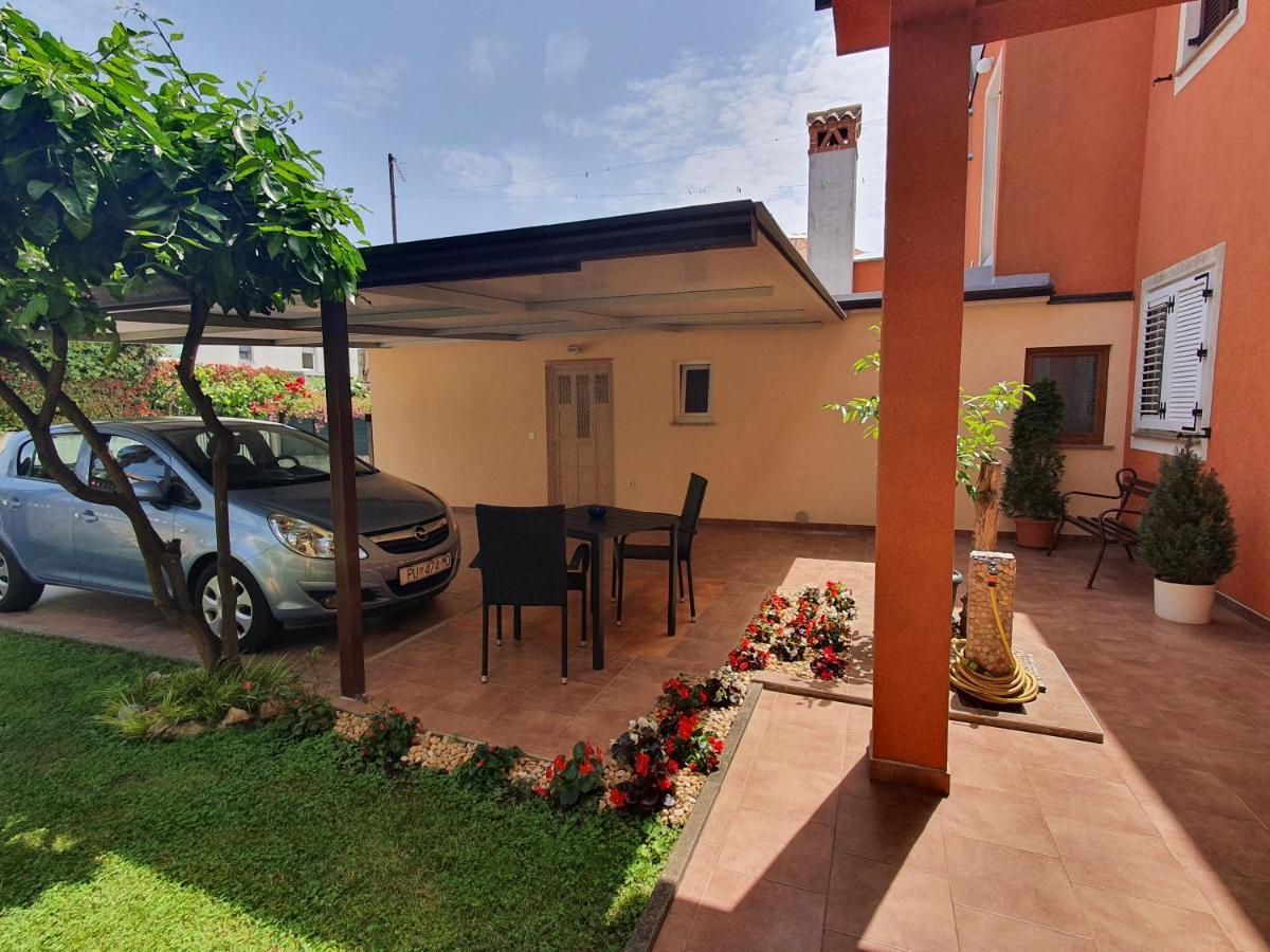 Elena, 100 M From The Beach Novigrad Istria Exterior foto