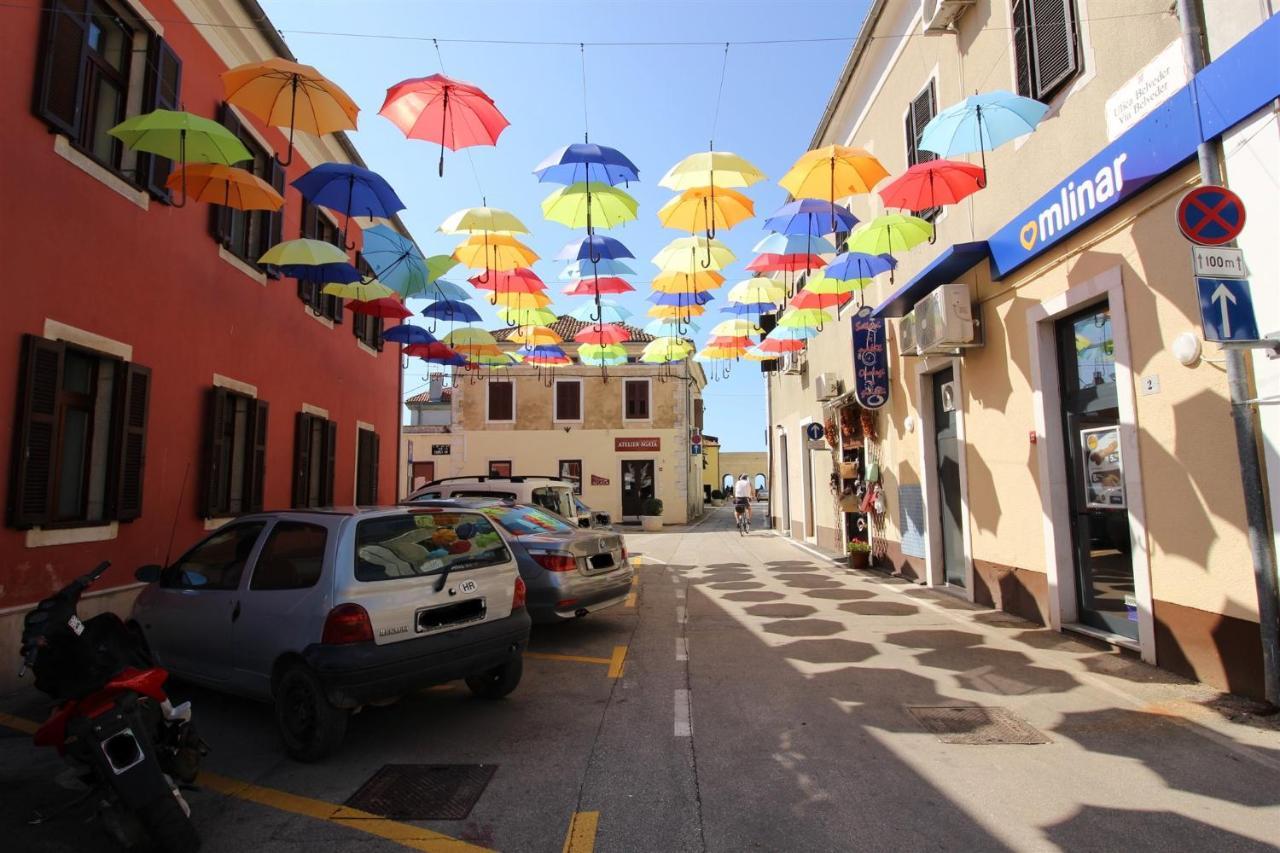 Elena, 100 M From The Beach Novigrad Istria Exterior foto
